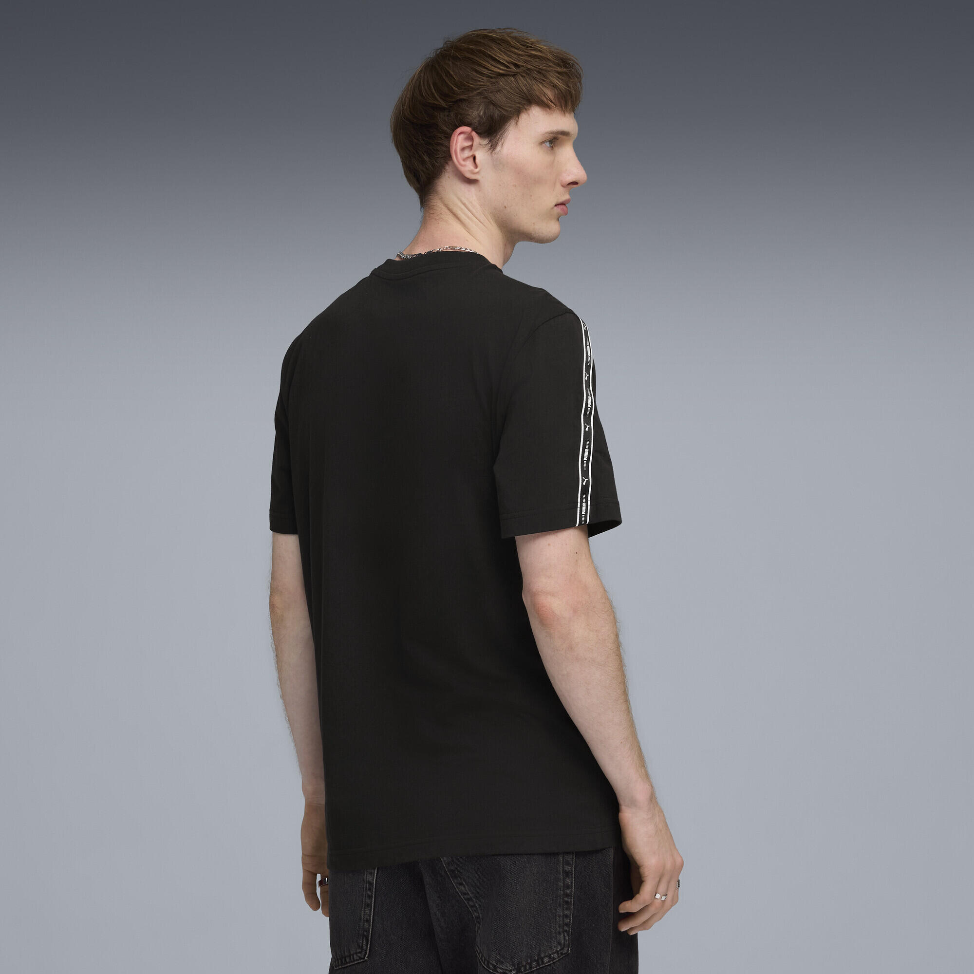 T-shirt homem branding branco Essentials Tape PUMA 3/5