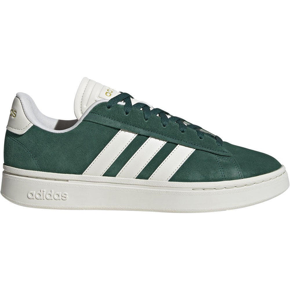 Baskets Adidas modèle IE1451 pour homme 6/7