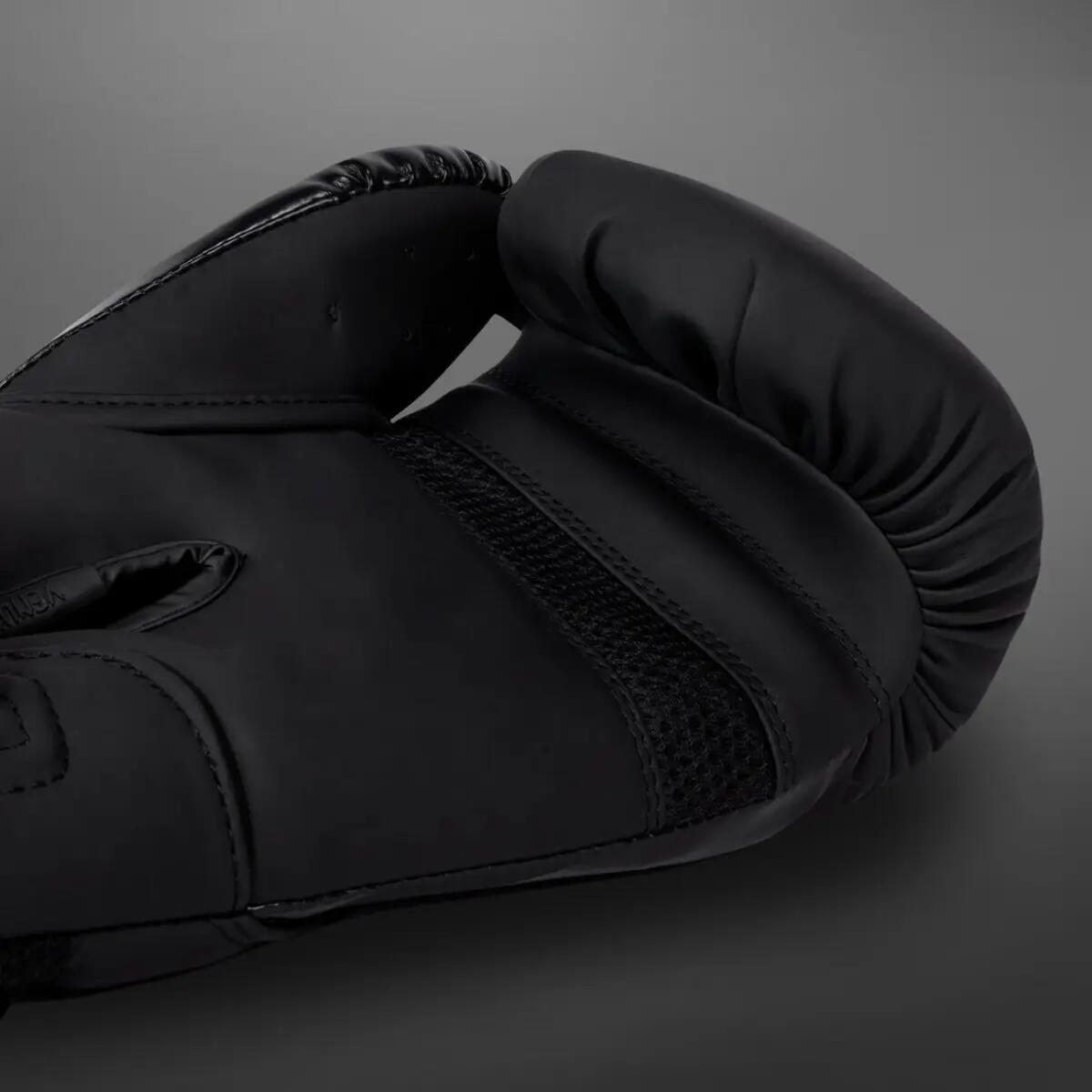 Boxing Gloves Venum Challenger 4.0 – Black / Black – 10 oz 3/7