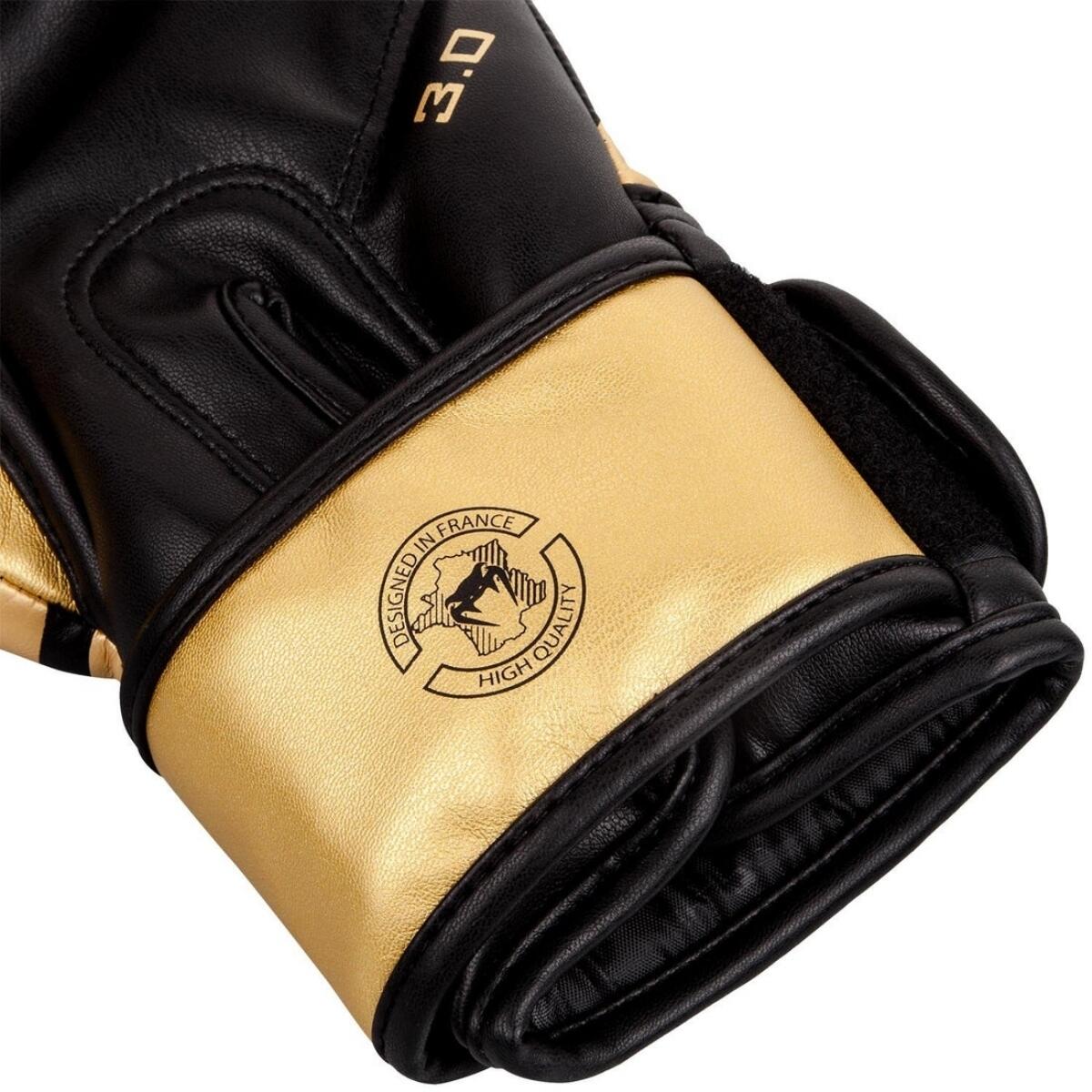 Boxing Gloves Venum Challenger 3.0 – Black / Gold – 16 oz 5/6
