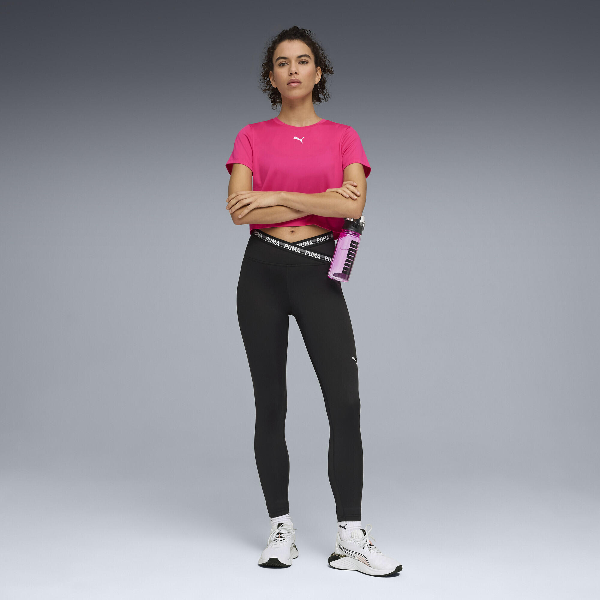 T-shirt court TAD ESSENTIELS Femme PUMA 4/5
