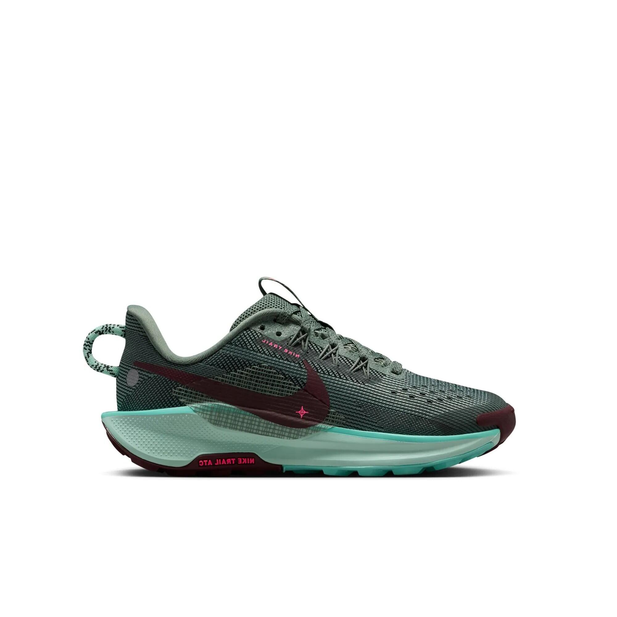 NIKE picture