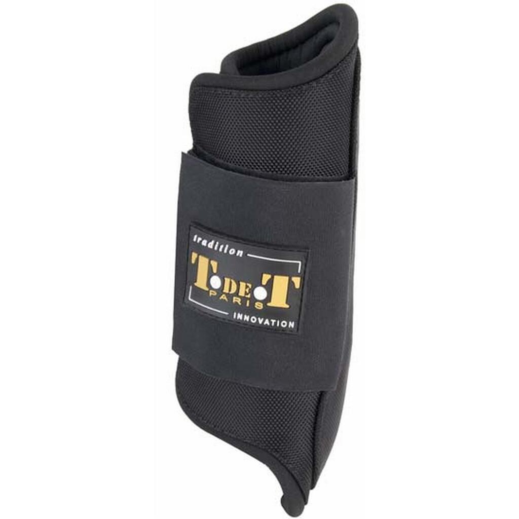 Self-moulding horse boots with thermoformed shell T de T