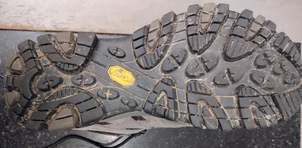 Tussen Particulieren - Merell Vibram wandelschoenen 6/6