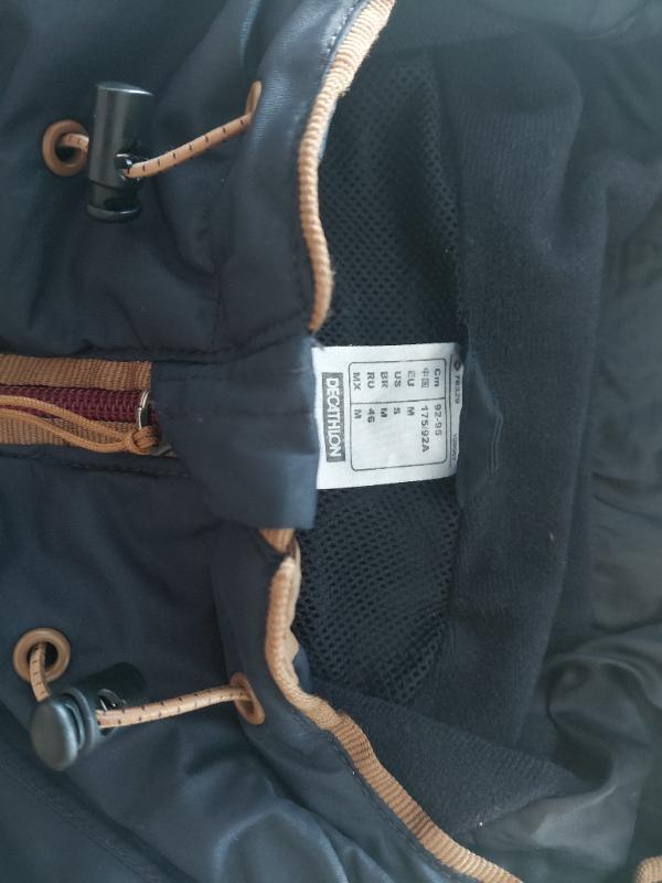 Entre Particuliers - Veste coupe vent Quechua 4/4