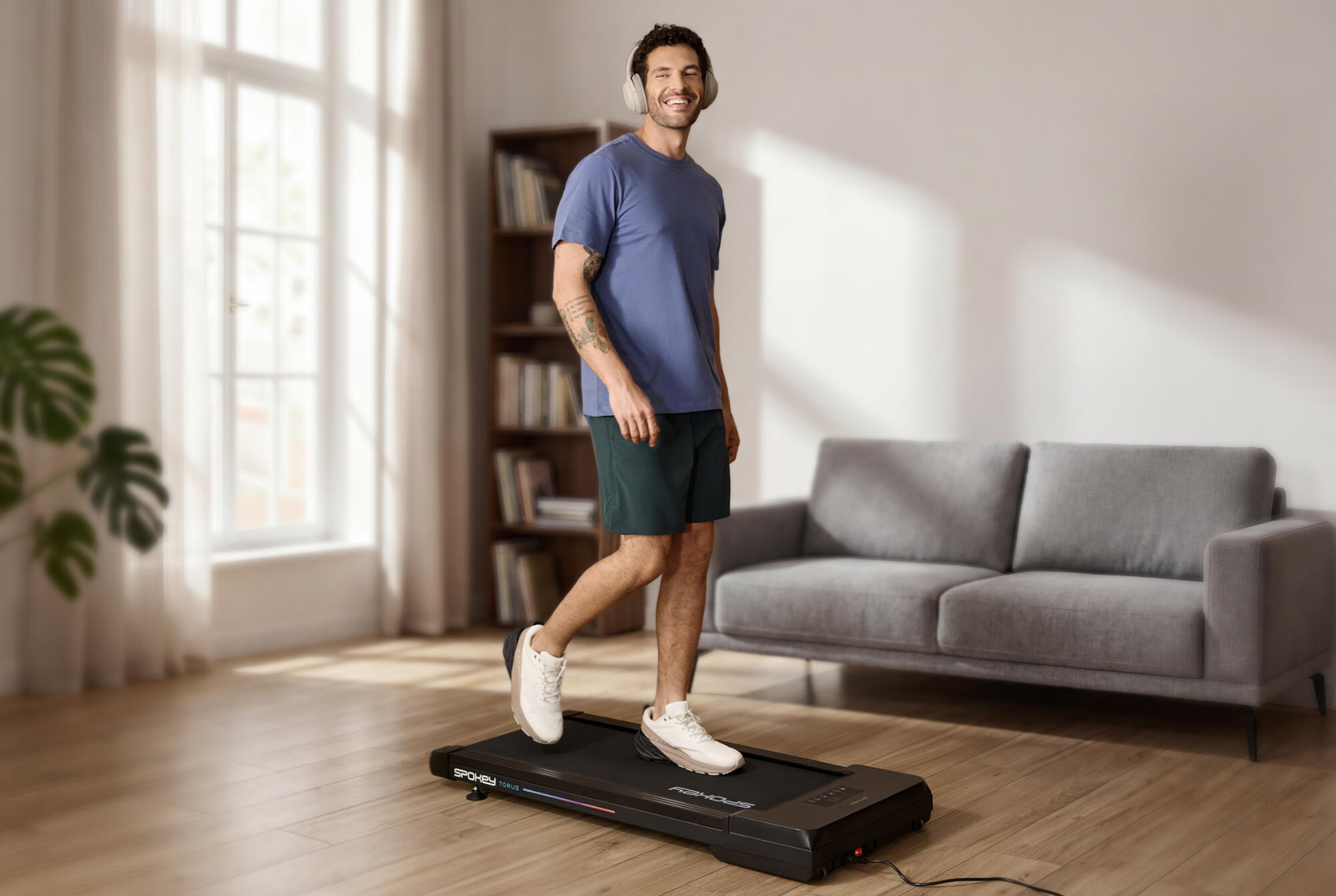 Bieżnia elektryczna walking pad z regulacją kąta nachylenia Spokey Torus 3/7
