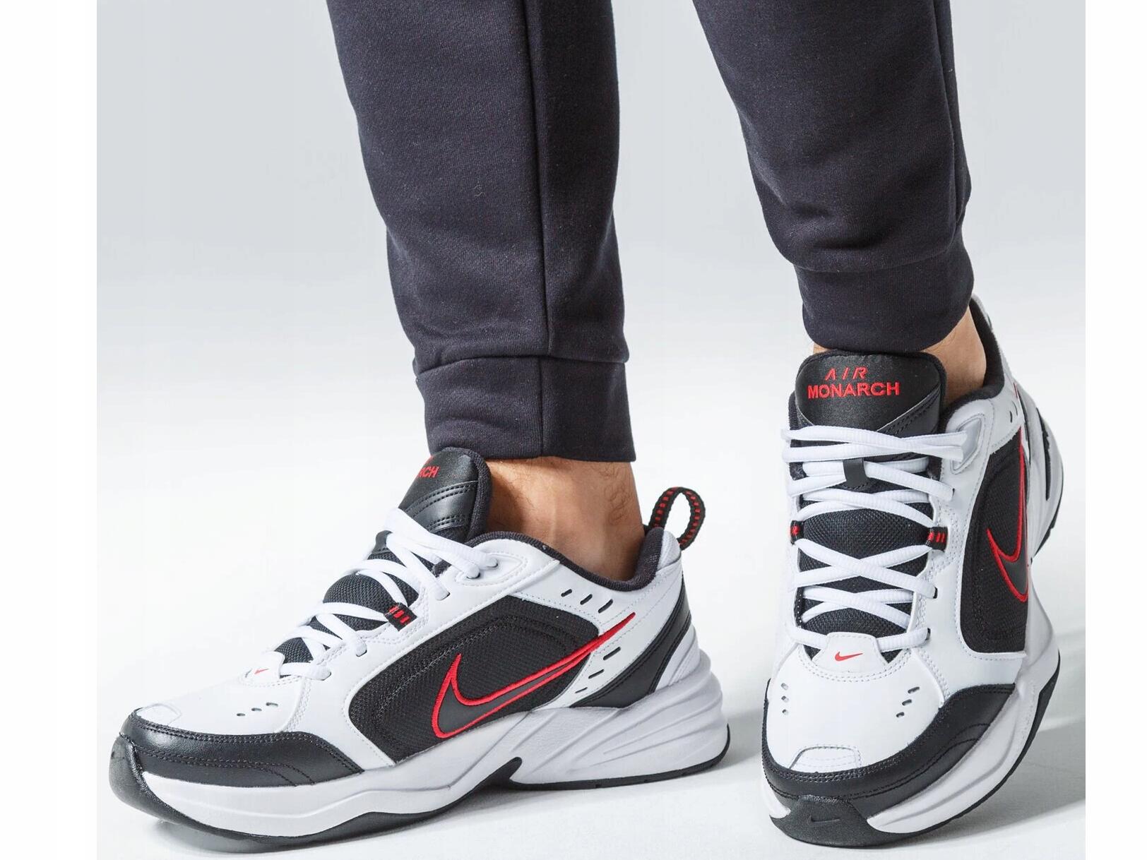 Fitness et entraînement cardio pour hommes Nike Air Monarch IV blanc. 5/5