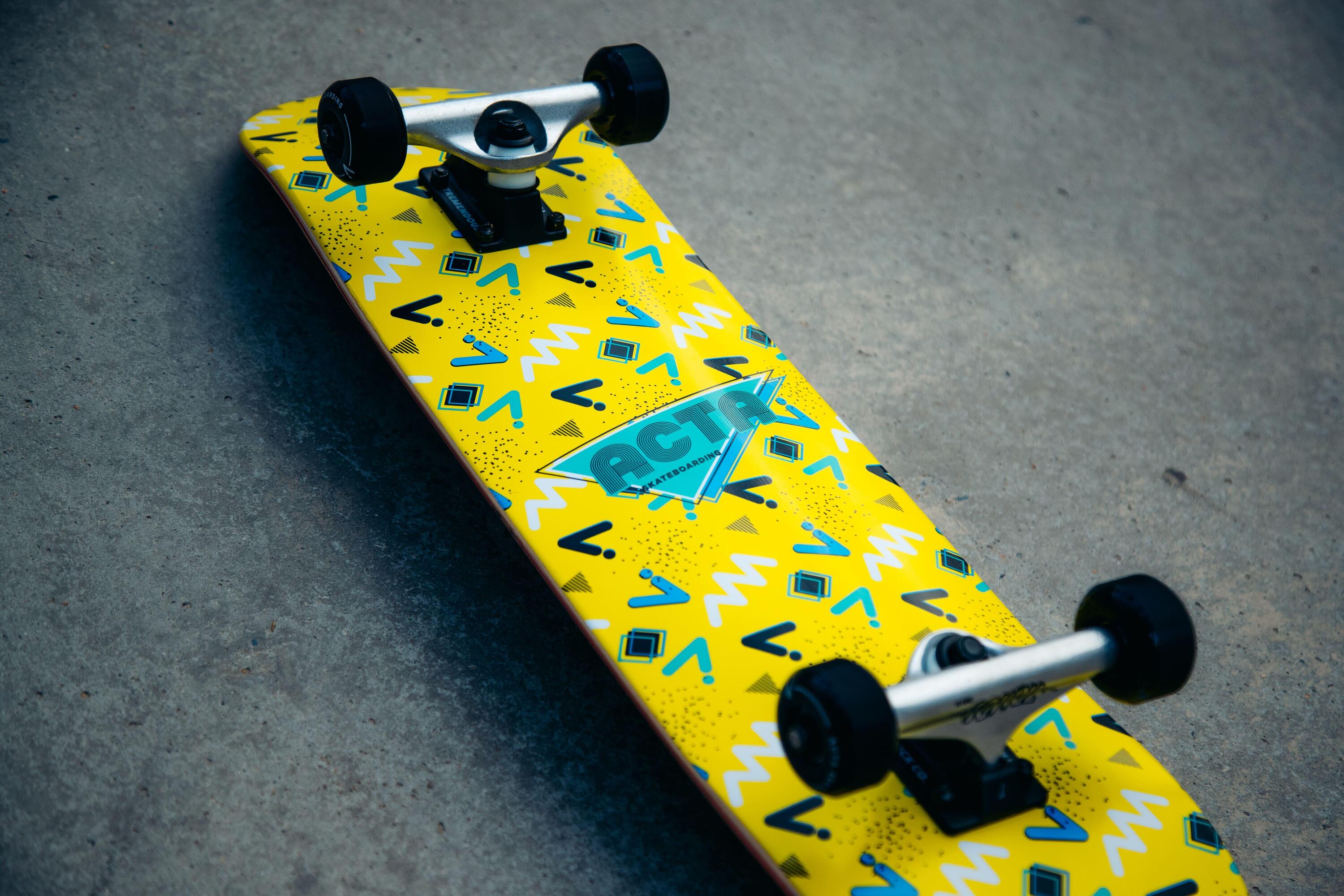 ACTA Complete Memphis 7.75" – Vielseitiges Komplett-Skateboard für Anfänger 4/5