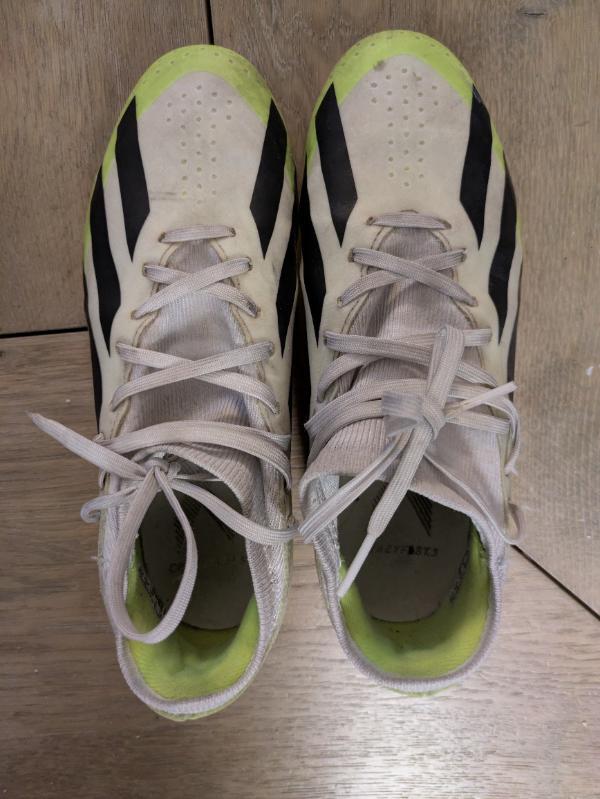 Tussen Particulieren - Adidas voetbalschoenen voor kinderen 4/4