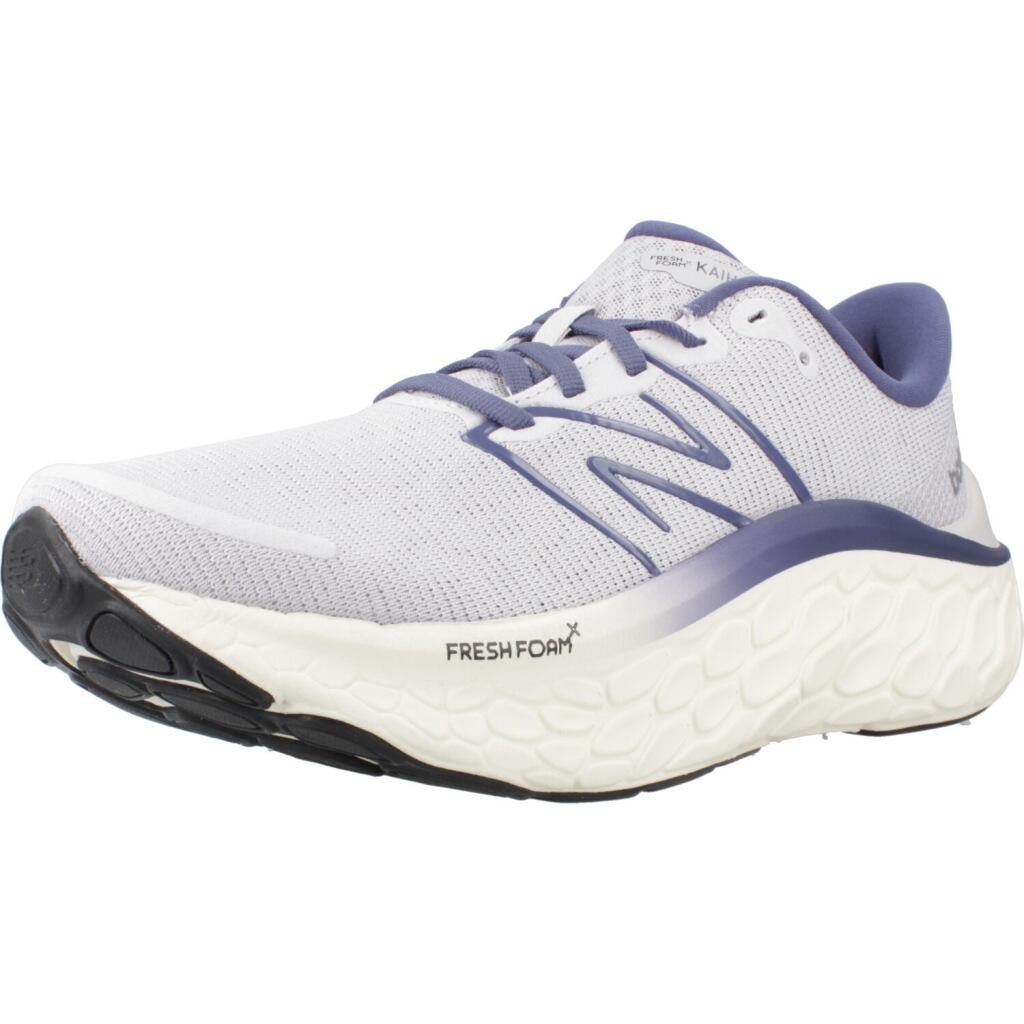 NEW BALANCE picture