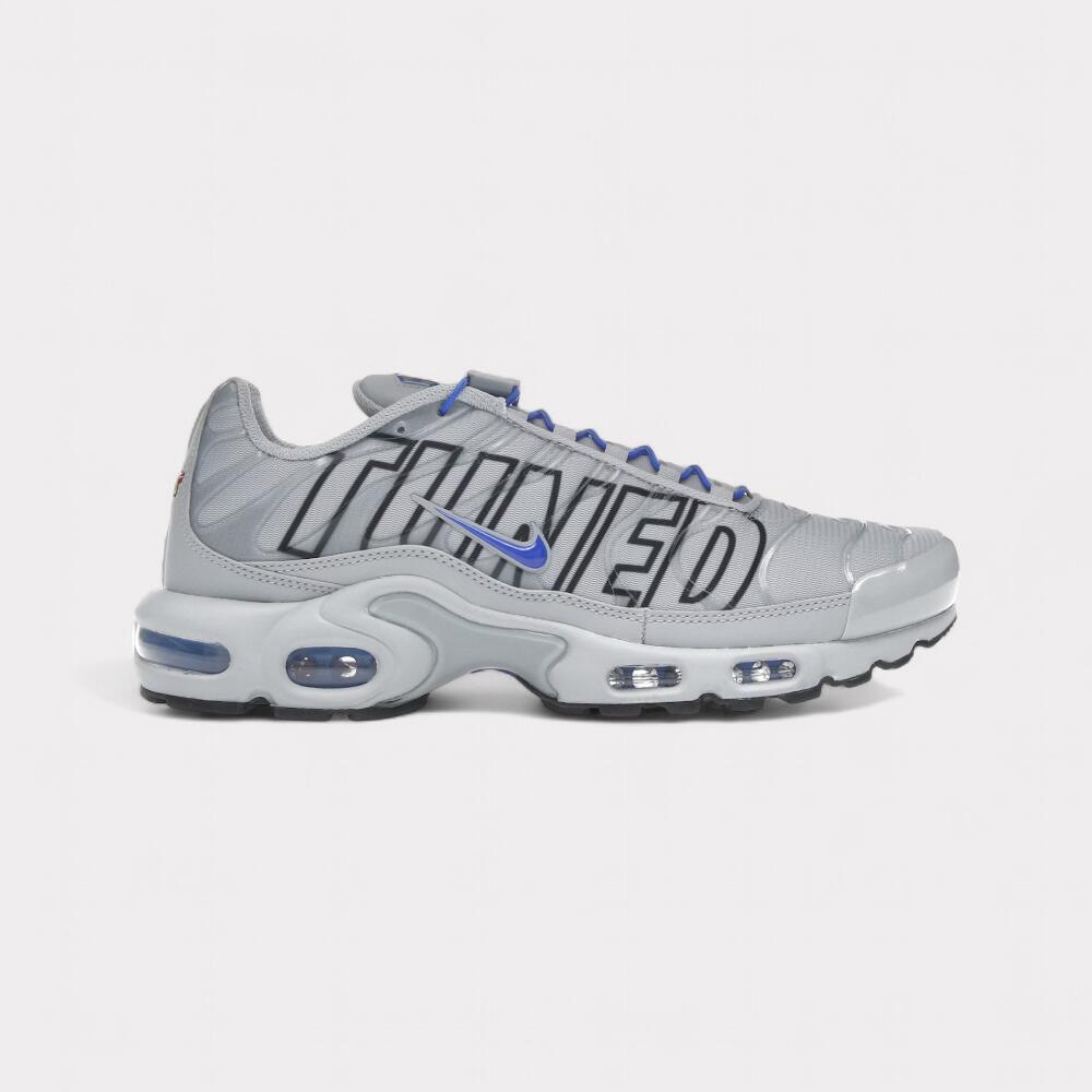 NIKE picture