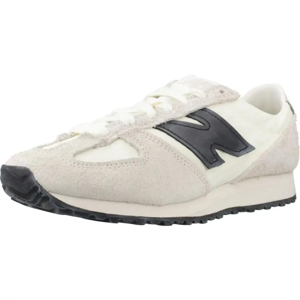 Обувки New Balance Модел U471 Am Бежови