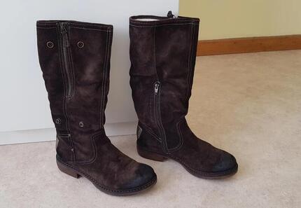 Entre Particuliers - Bottes tendance en cuir avec fourrure