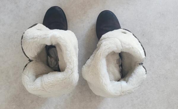 Entre Particuliers - Bottes tendance en cuir avec fourrure 3/7