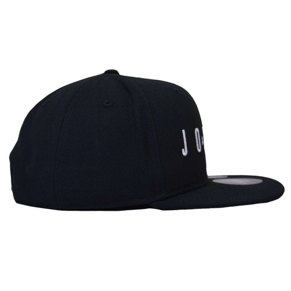 Pet Jordan model 9A0128-023 voor unisex 3/4
