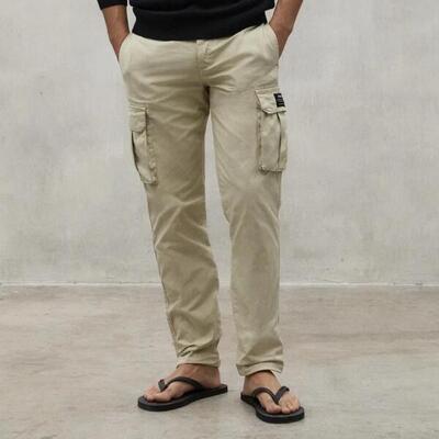 Broek ecoalf model ethicargoalf pants kleur beige