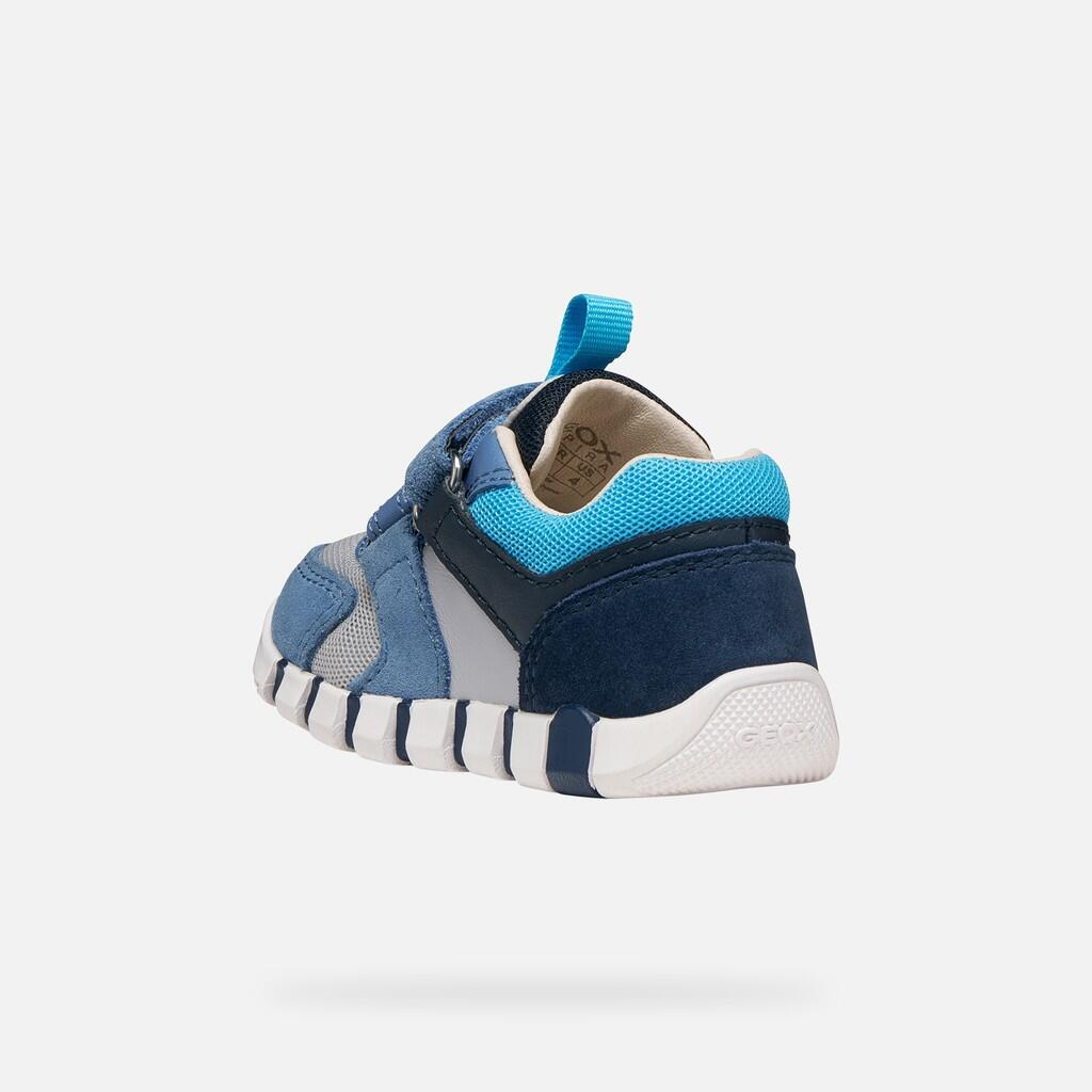 Premiers Pas Bébé Garçon IUPIDOO BABY BOY Bleu Ciel Foncé/Gris Clair 5/7