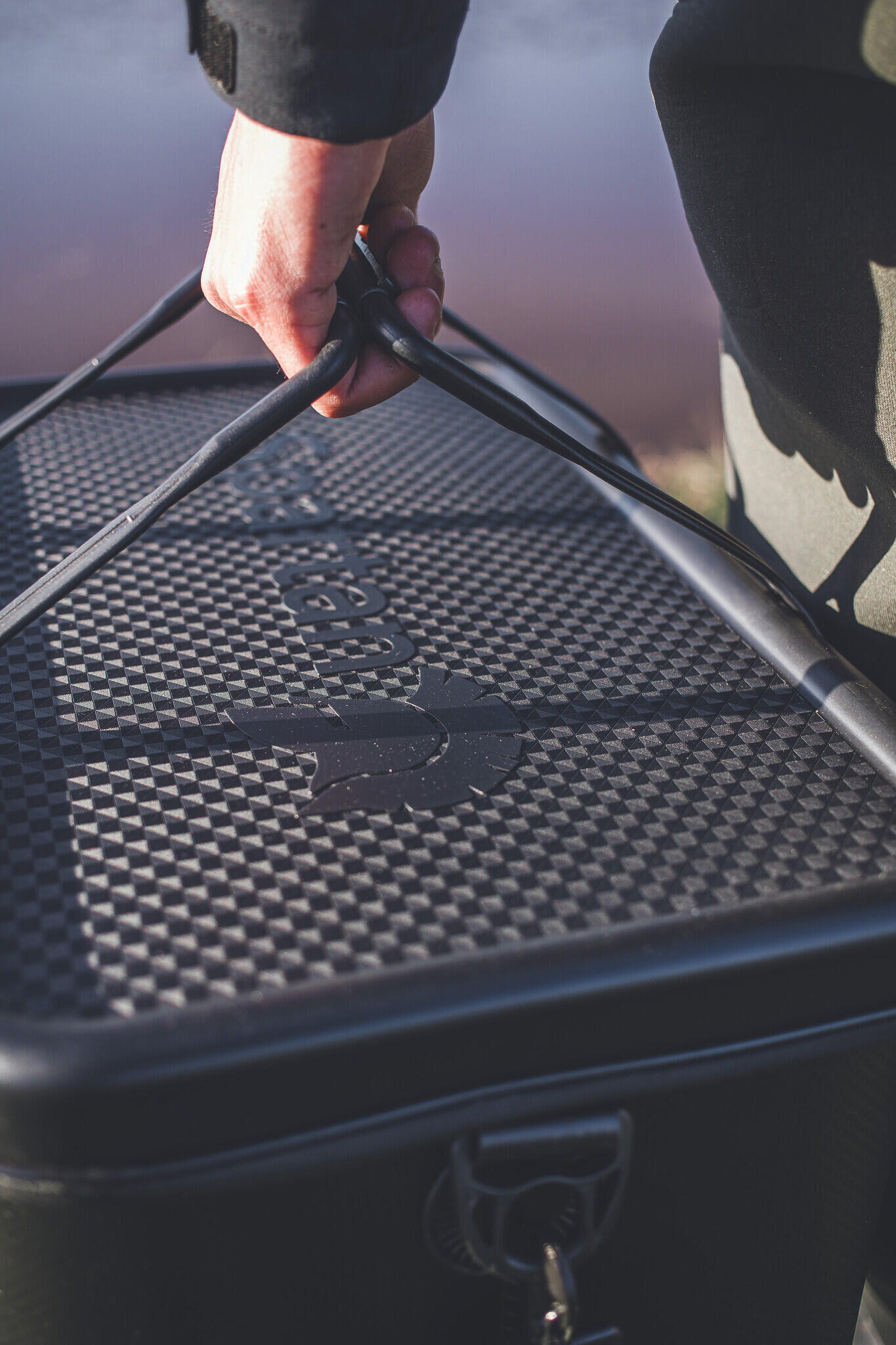 Sac de table Spartan Tackle Carbon EVA noir XL 5/7