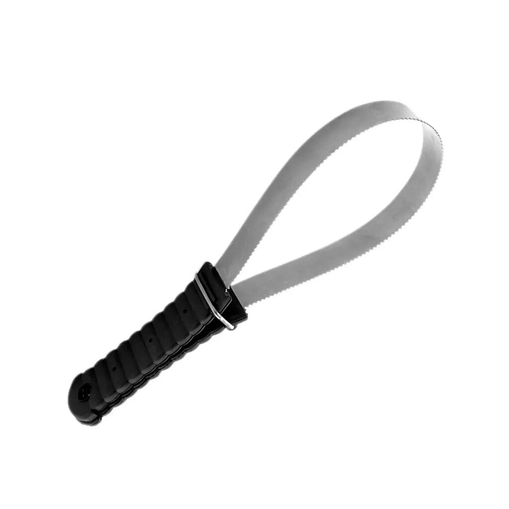 Toothed sweat scraper