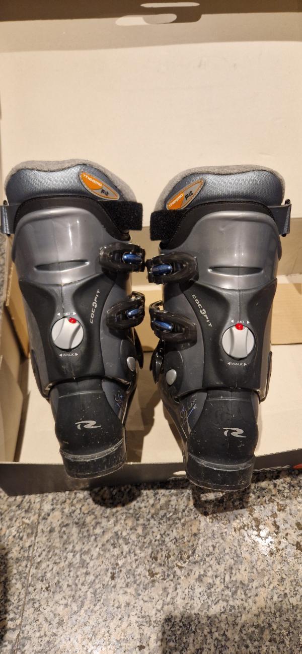 Tussen Particulieren - Dames skischoenen 2/4