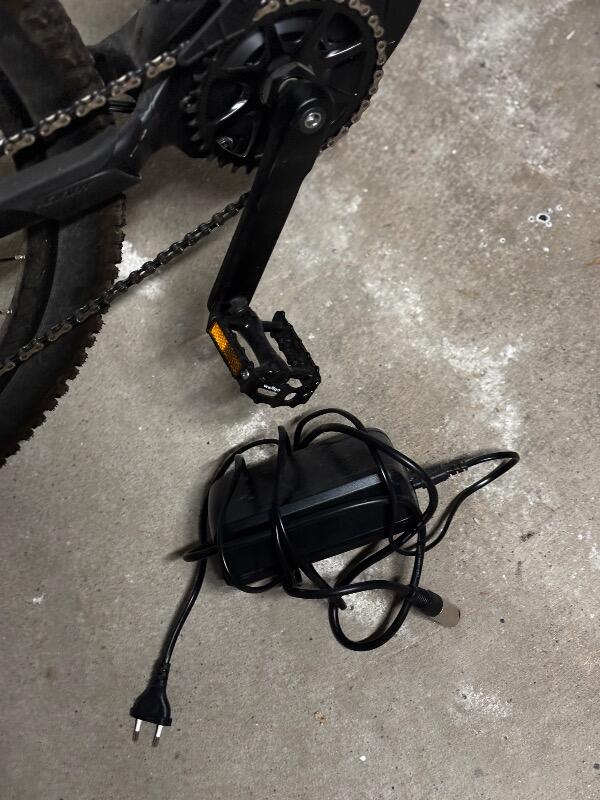 Tussen Particulieren - GIANT E+ TALON elektrische mountainbike - Maat L 5/7