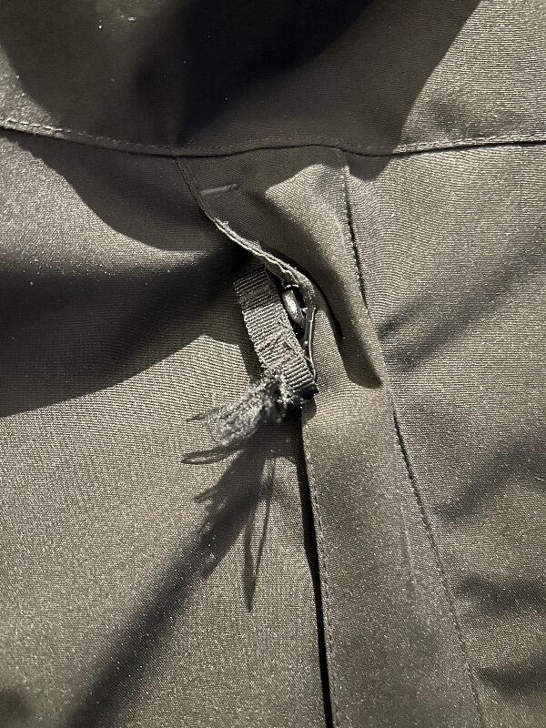 Entre Particuliers - Veste de ski noire Wedze 3/3