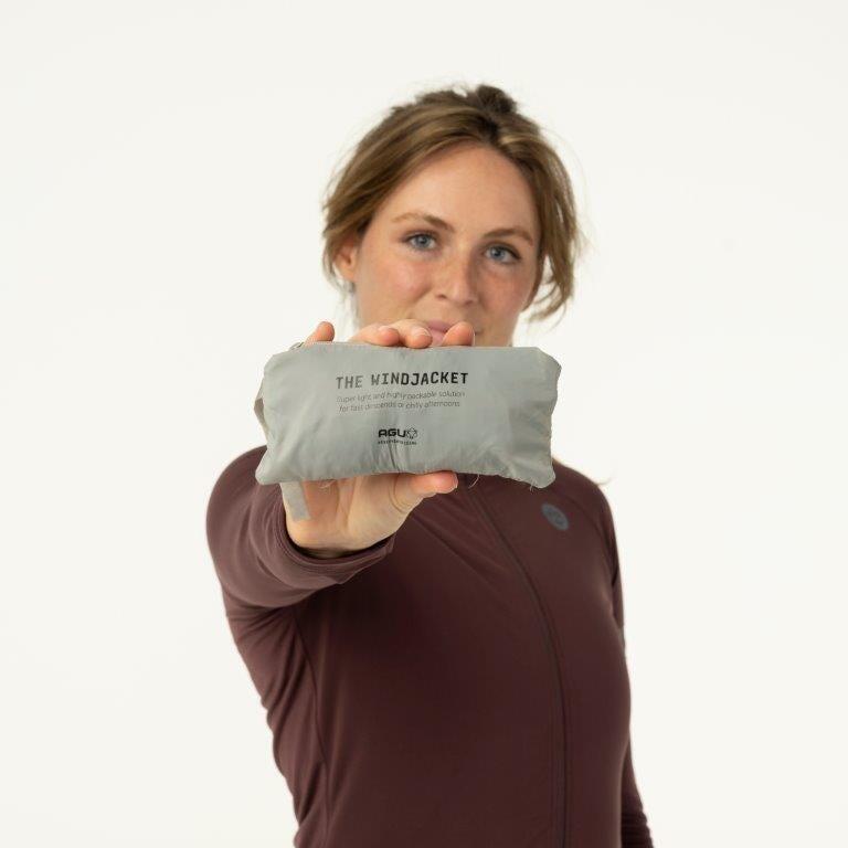 Wind Jacket Essential Women