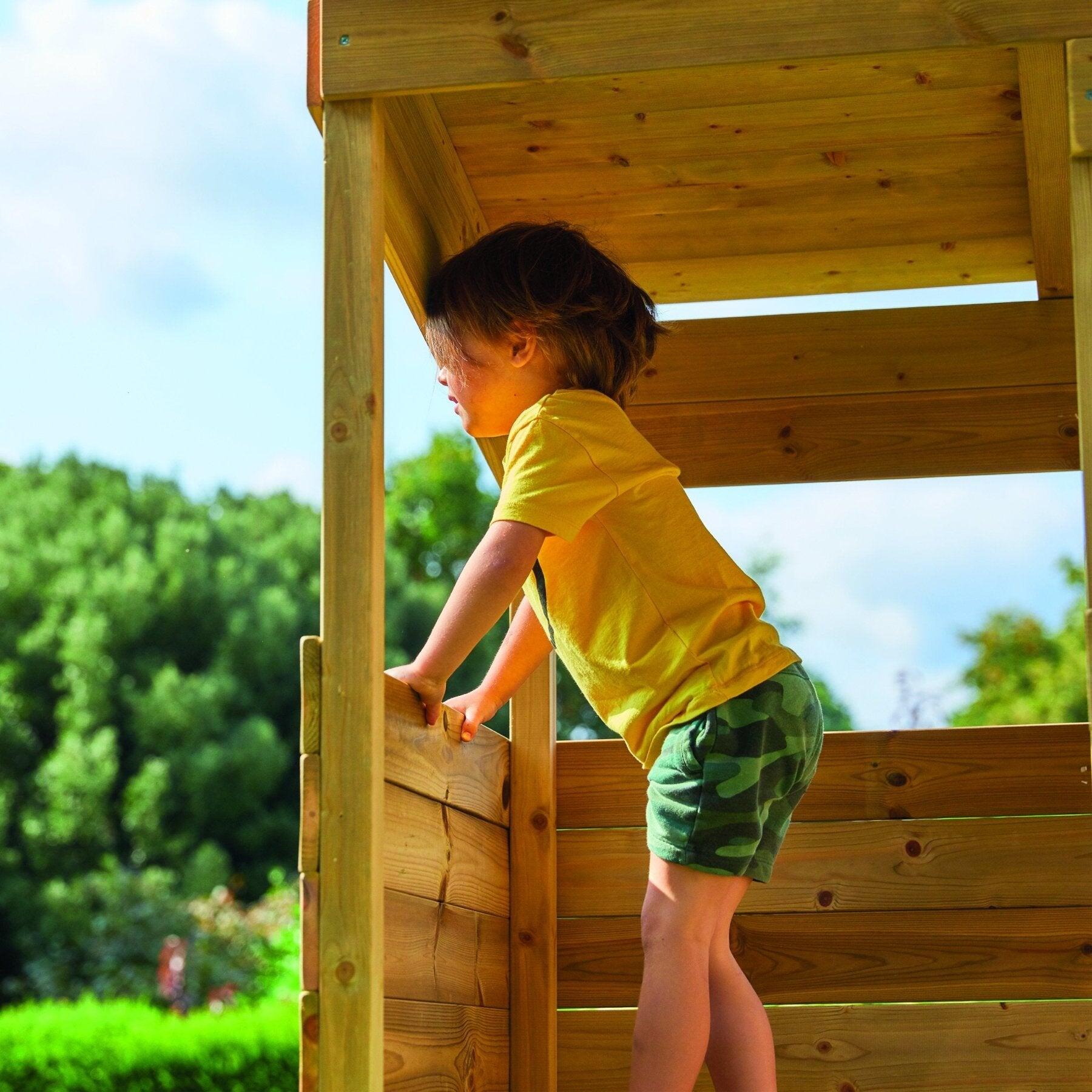 Cabane sur pilotis avec toboggan CIMES bois FSC® 3/5