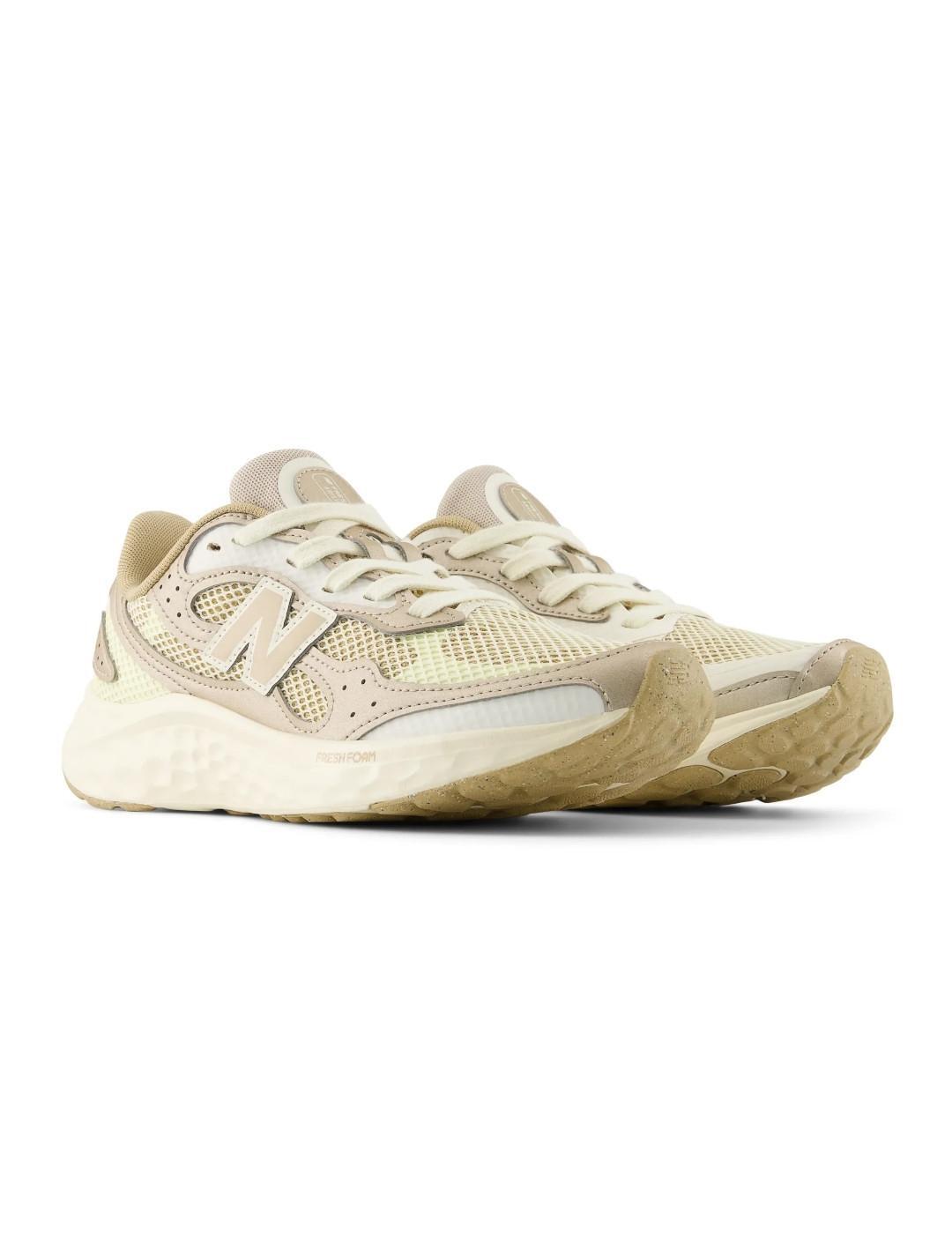 Zapatillas para Mujer New balance Arishi v4 Beige 3/5