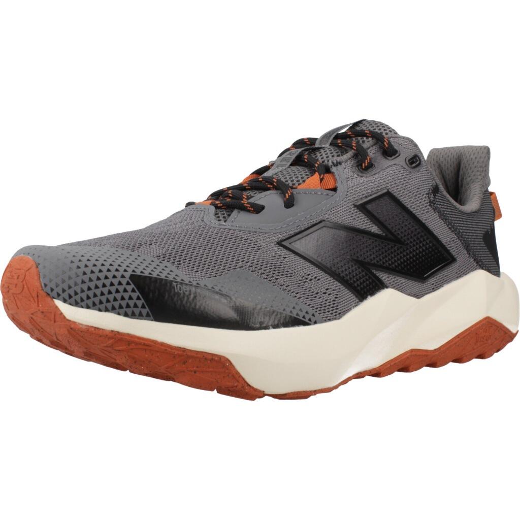 NEW BALANCE picture