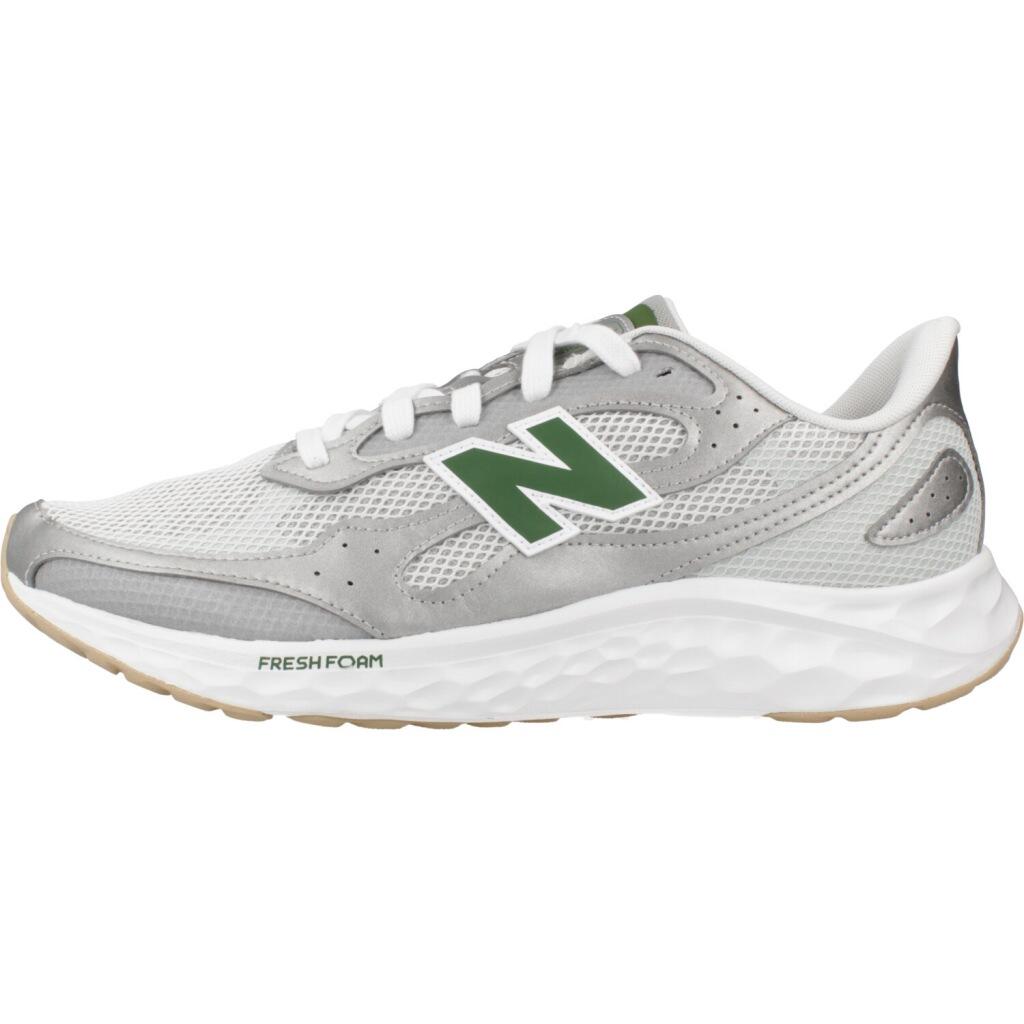 Zapatillas hombre New Balance Marist A4 2/5