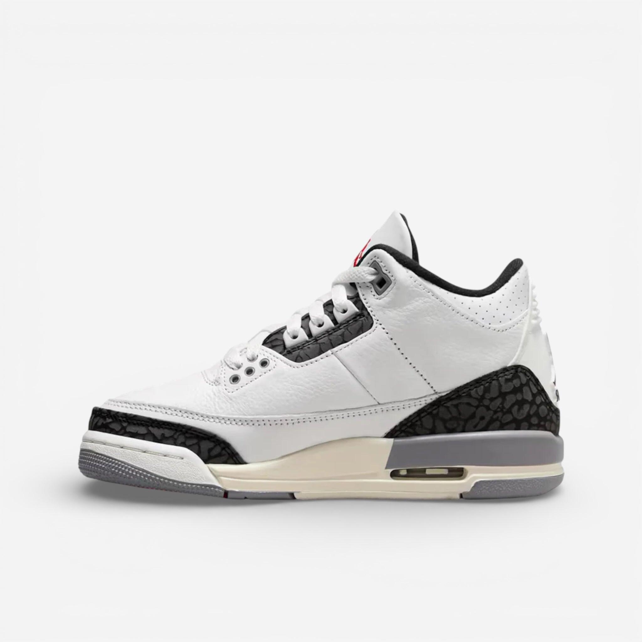 Jordan 3 Retro Cement Grey (GS) 2/3