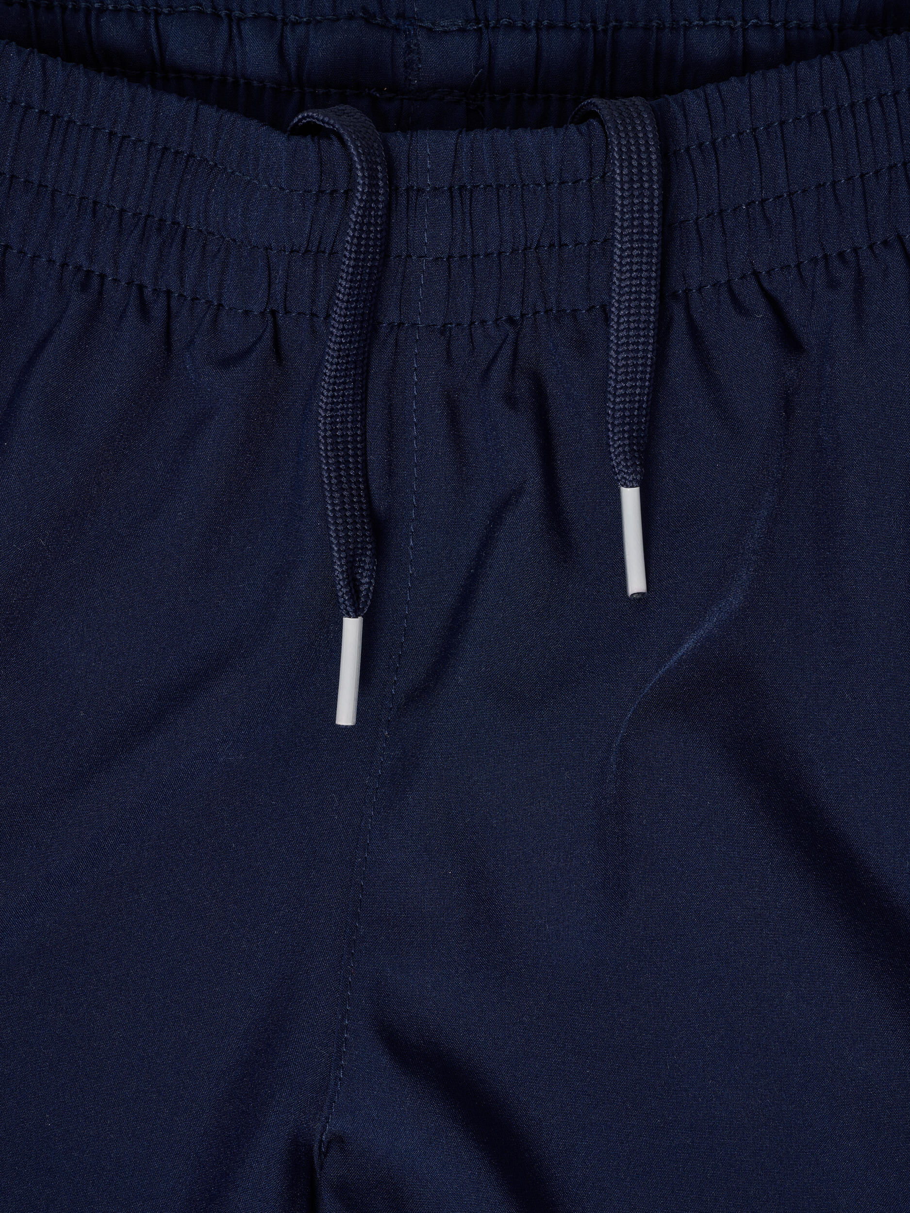Shorts per bambini Hummel Core 2.0 Woven 8/13