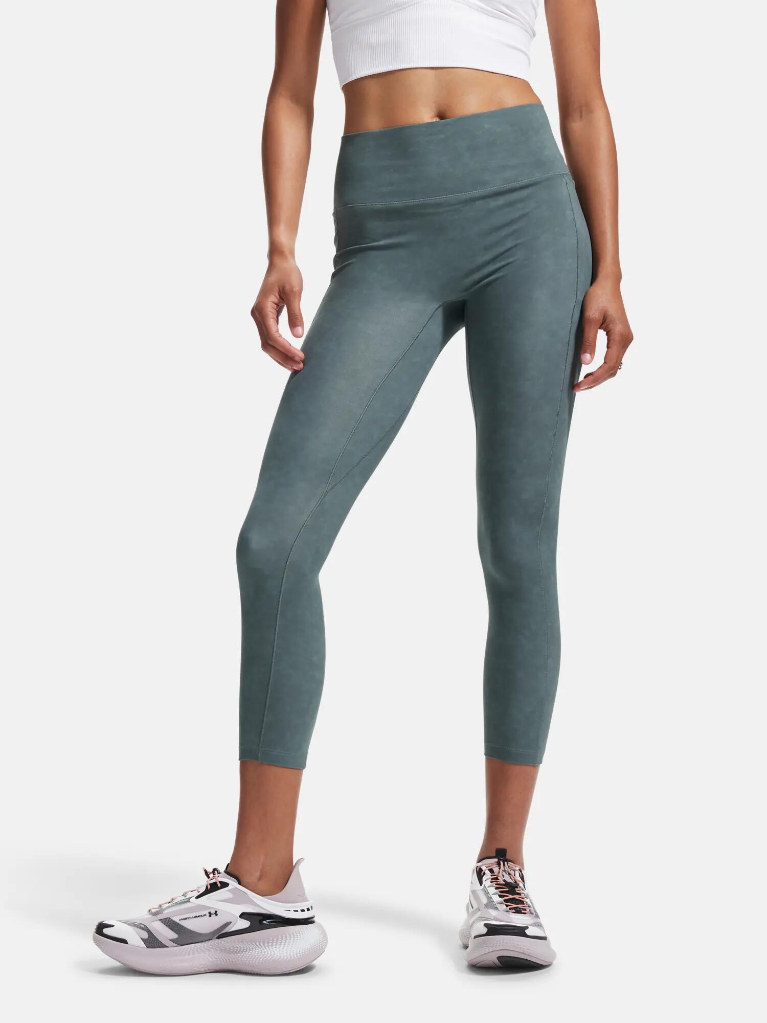 UNDER ARMOUR picture