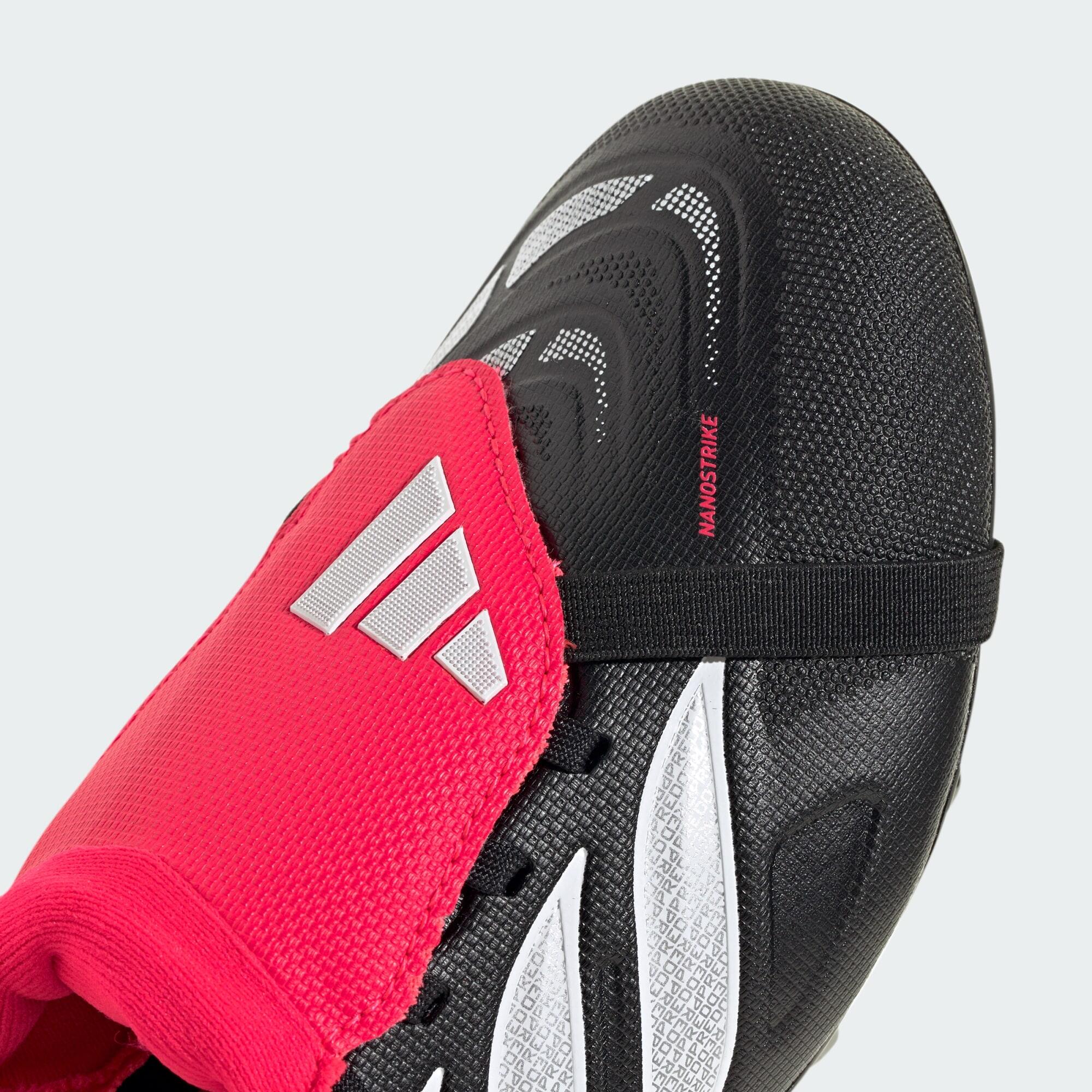 PREDATOR LEAGUE Scarpe da calcio con linguetta ripiegabile per terreni naturali 6/7