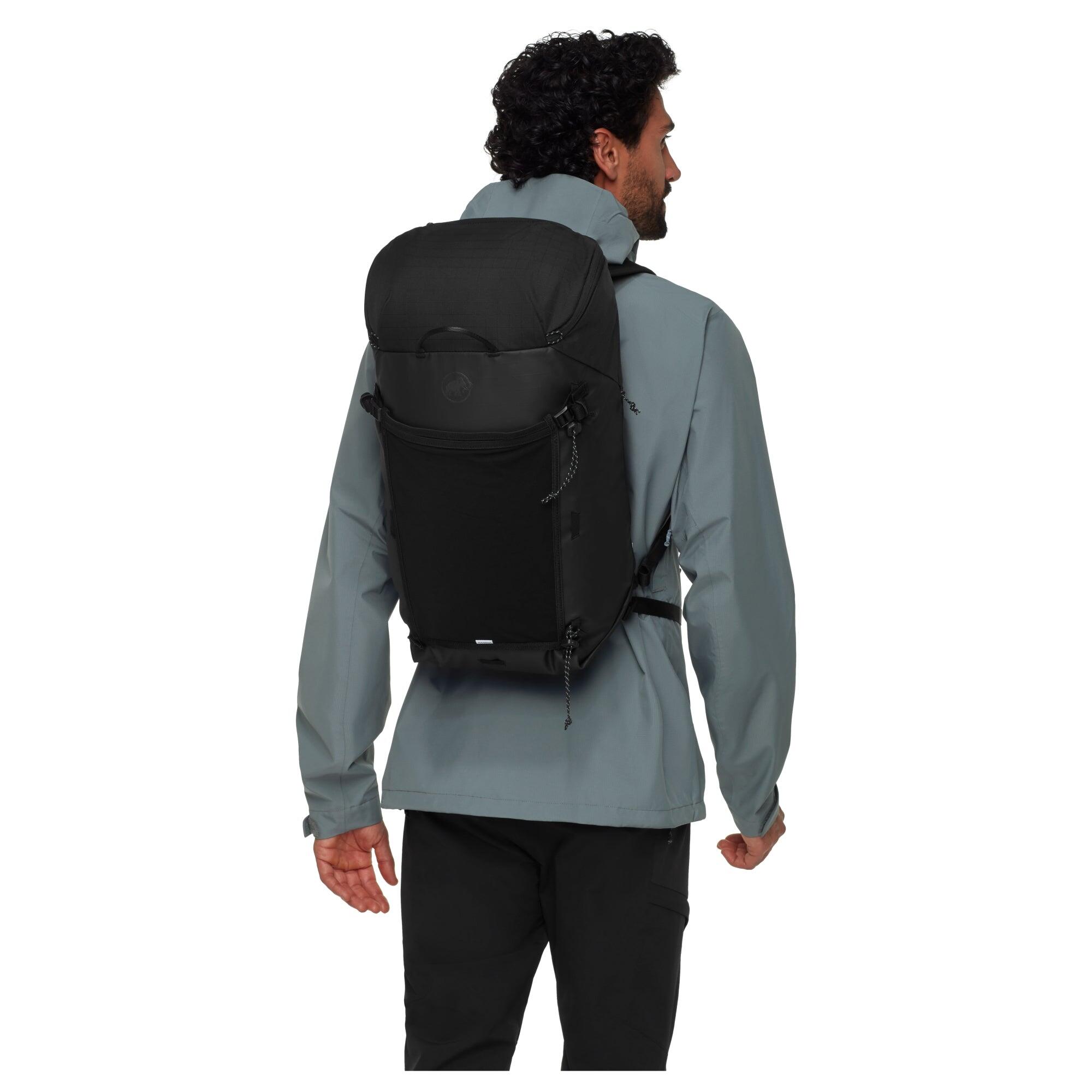 Mochila Deportiva MAMMUT Mamut Alto 28 Negro 6/7