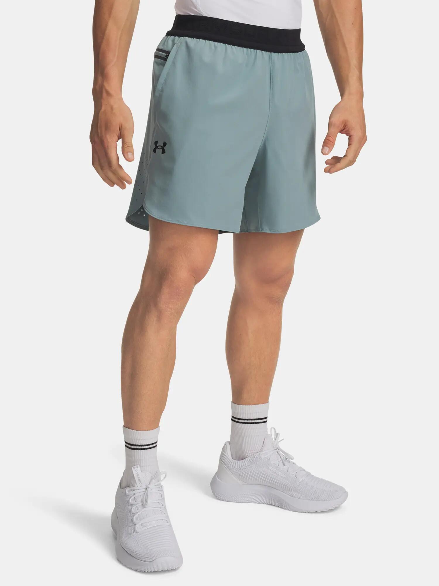 UNDER ARMOUR picture