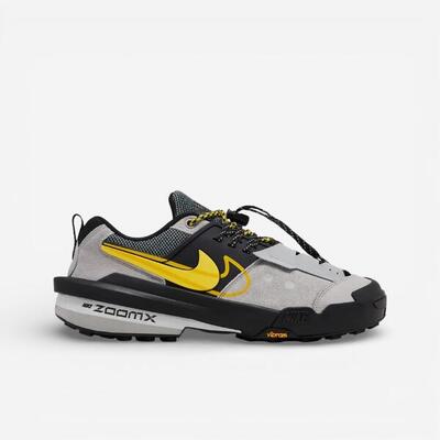Nike x sacai zegamadome sp sacai matte silver yellow