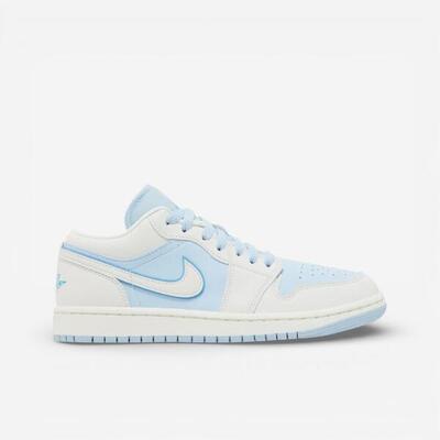 Jordan 1 low se reverse ice blue (women's)