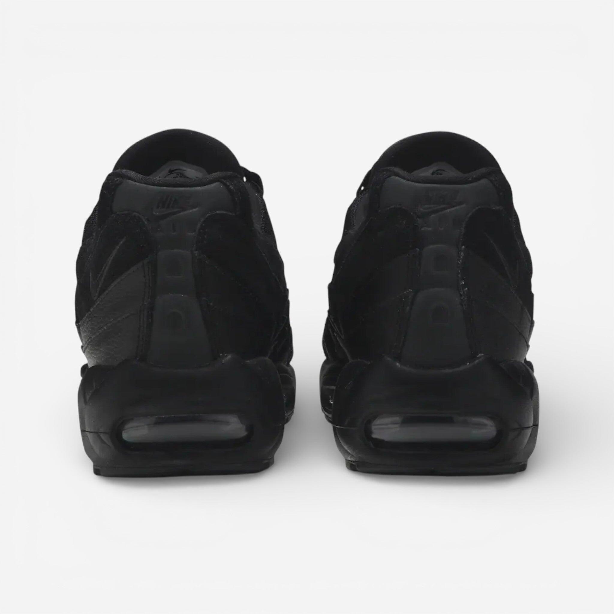 nike air max all black 2020