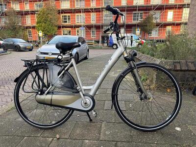 Grey/metal giant free time