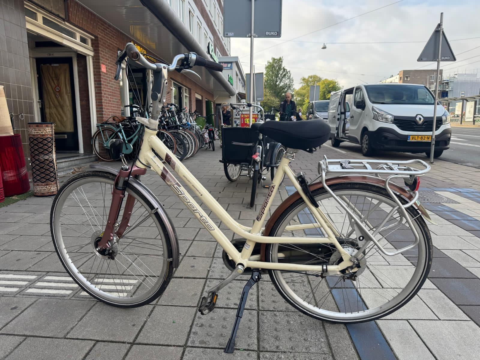 Sparta Tyros, geel 5/5