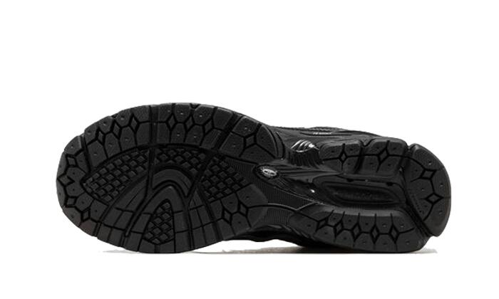 1906R Black Grey 3/5
