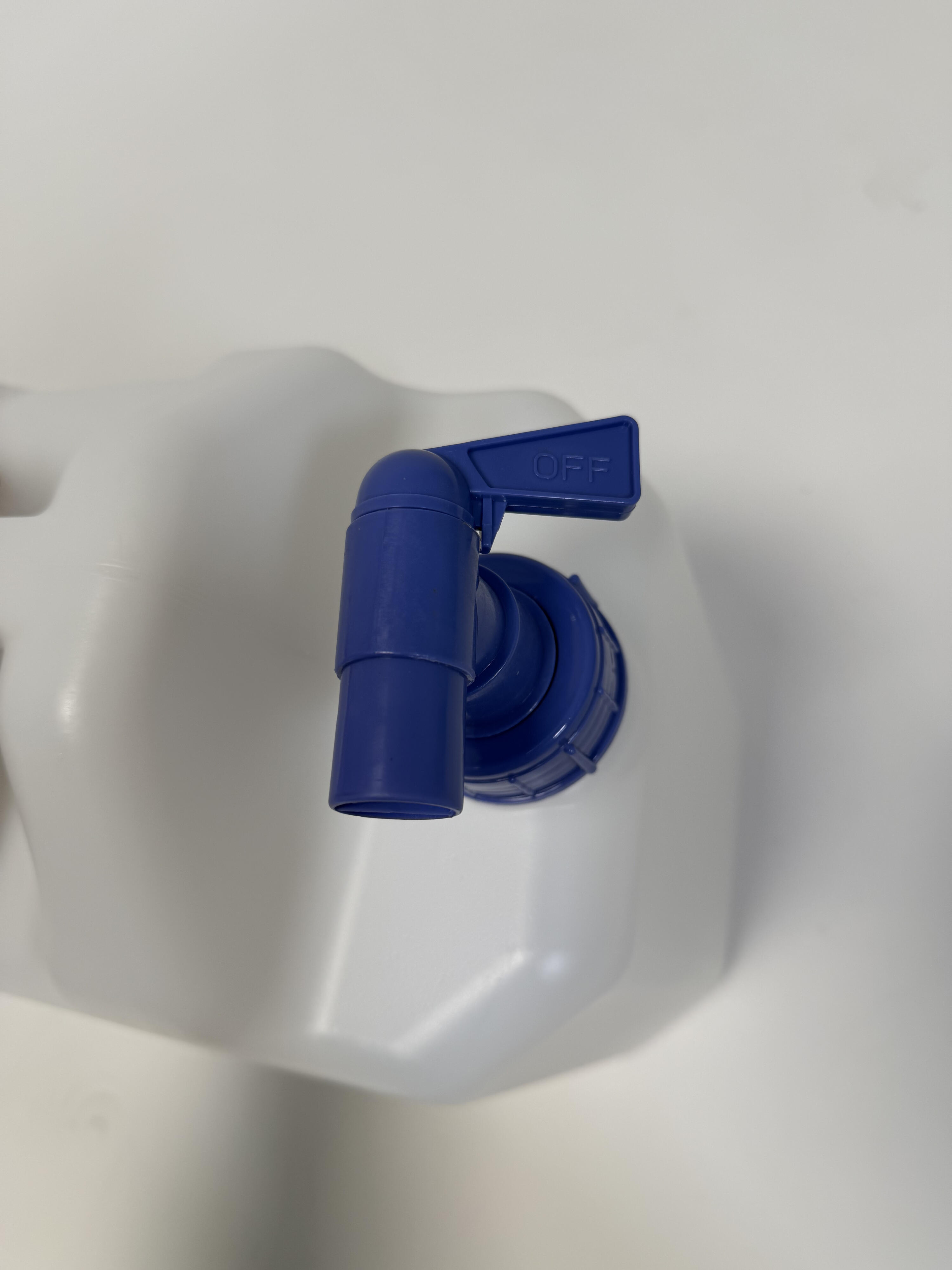 Réservoir d’eau portable 18 L avec valve ON/OFF 3/4