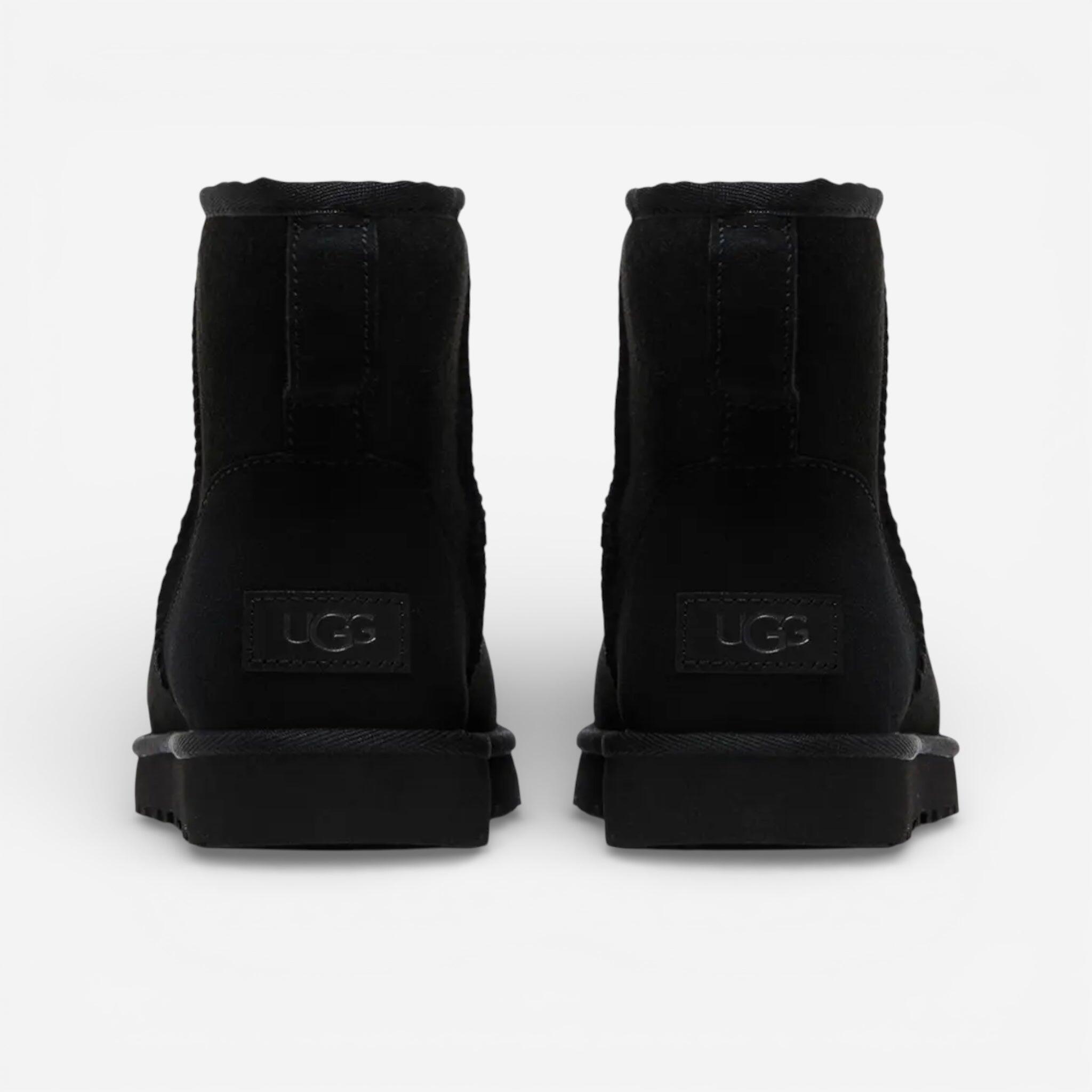 UGG Classic Mini Boot Black 3/3