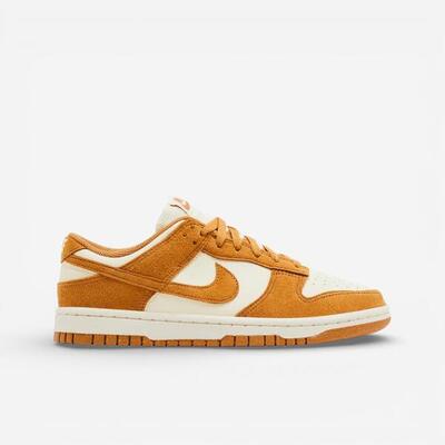 Nike dunk low next nature flax coconut milk (women's)