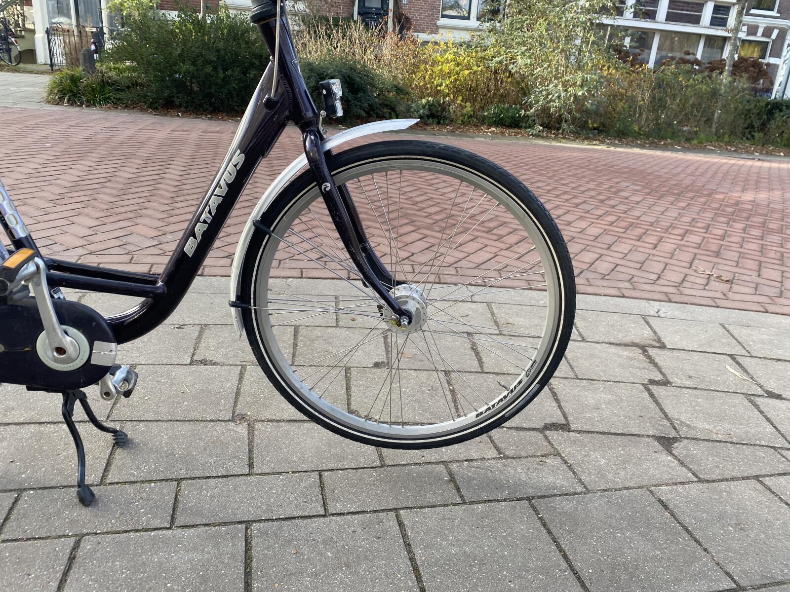 Batavus Mambo tweedehands stadsfiets 28" - geveerde voorvork, na-service 5/7