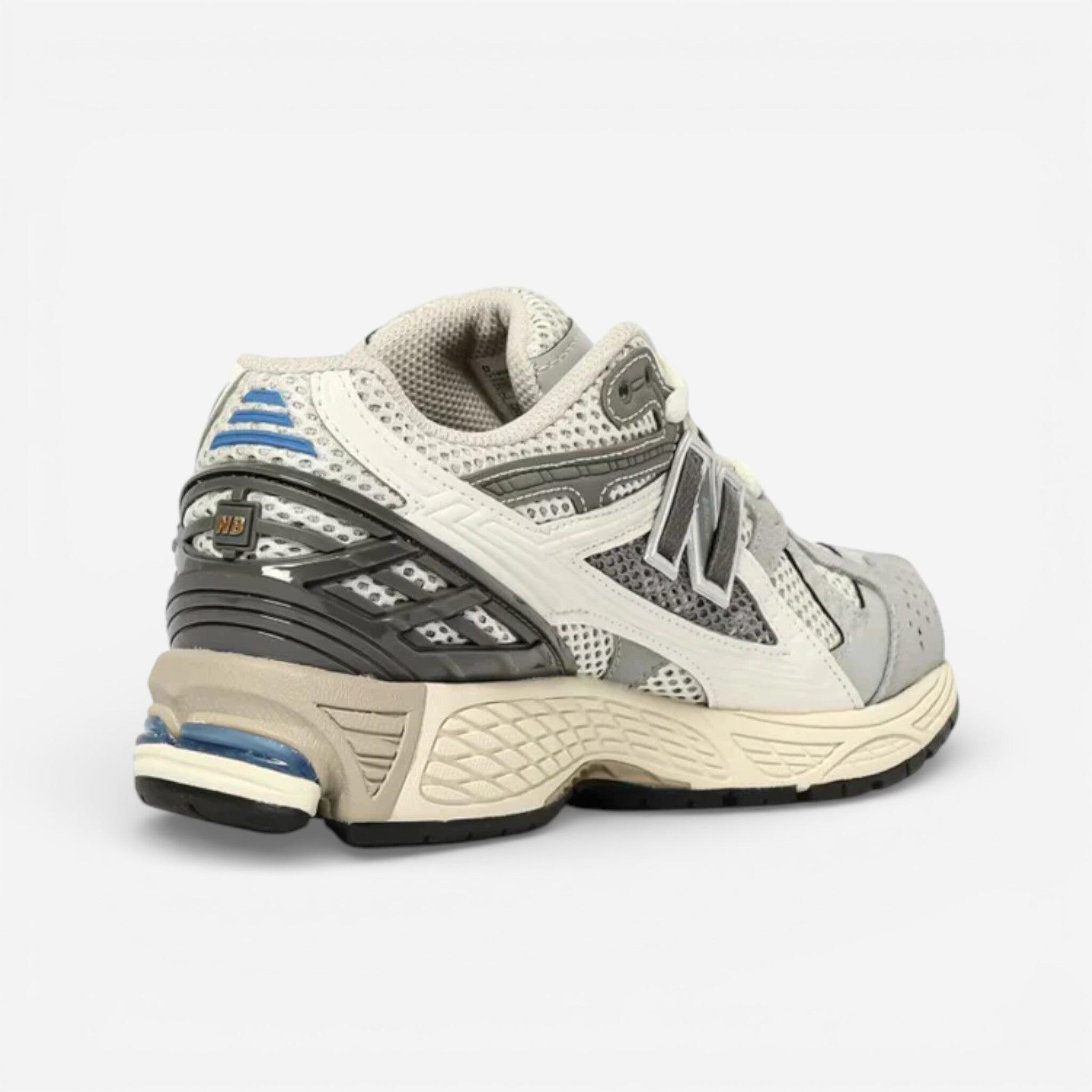 New Balance 1906U Raincloud Magnet 3/3
