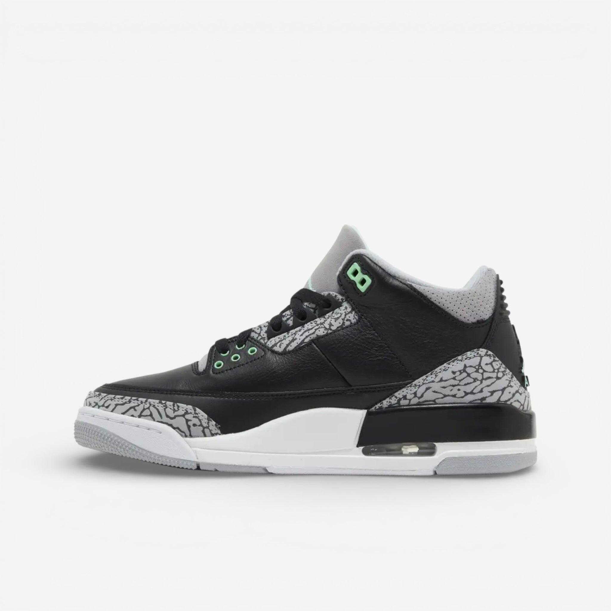 Jordan 3 Retro Green Glow 2/3