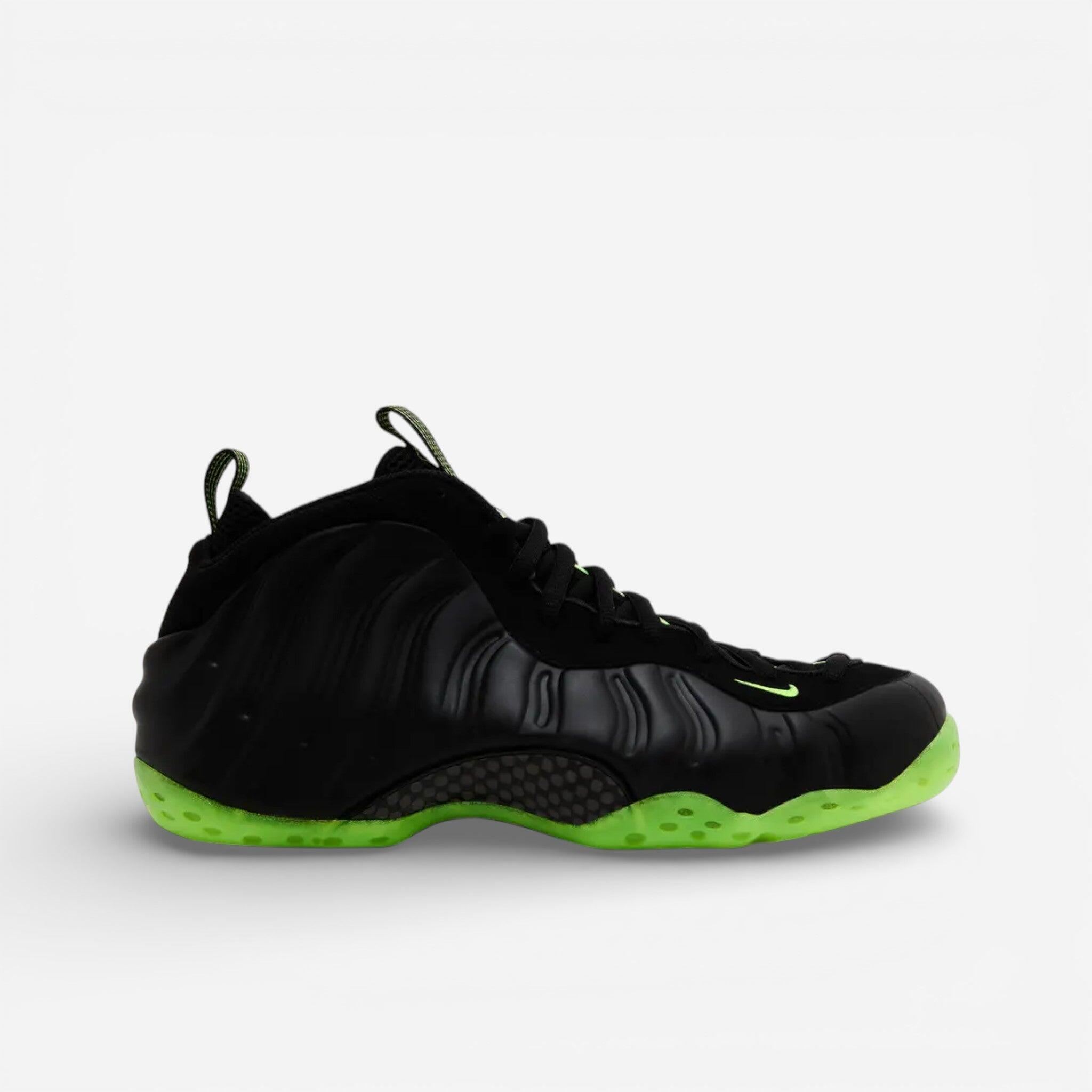 nike foamposite 1
